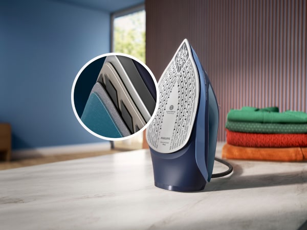 Iron with a durable soleplate